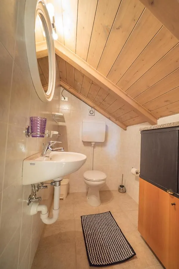 Appartamento Bait Da Saroch Livigno 0*,  Italia